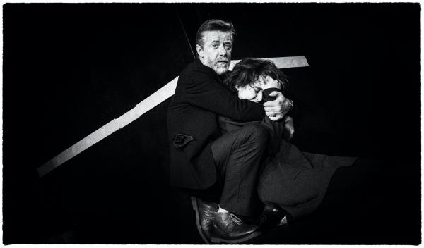 Cesta k vodopádům - Fotografie z inscenace